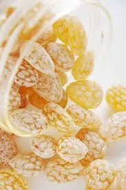 Bonbons au CBD Hemēka : Bourgeons de Pin & CBD 10 mg 🍬🌿 - La Maison Du Canab