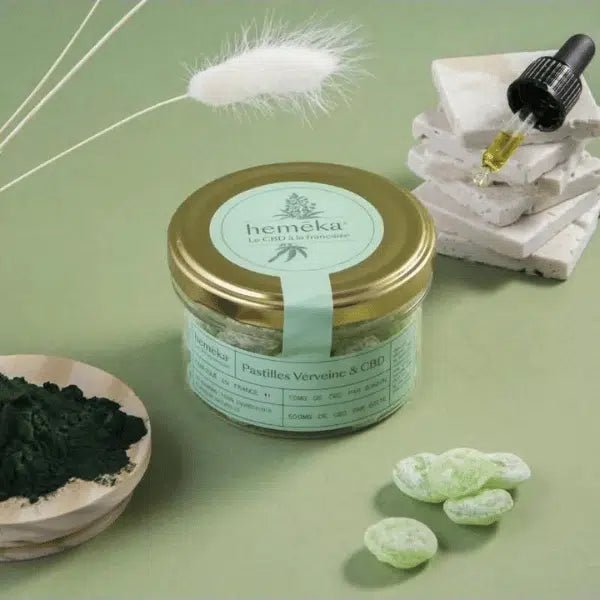 Bonbons au CBD hemēka: Pastilles Verveine & CBD 10 mg 🍬🌿 - La Maison Du Canab